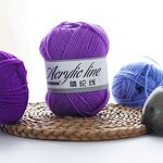 Acrylic yarn