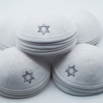 Kippah Manufacturer - White Linen Star of David Embroidery Custom Logo for Gift