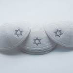 Kippah Manufacturer - White Linen Star of David Embroidery Custom Logo for Gift