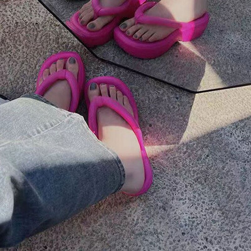 Women's House Slippers Manufacturer - Design Best Custom Logo Casual Flip-flops