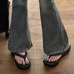 Women's House Slippers Manufacturer - Design Best Custom Logo Casual Flip-flops