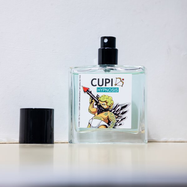 Face Cream Manufacturer - Private Label Organic Vegan Pomegranate Collagen Infused with Whitening Perfume Effects