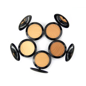 Pressed Powder Palette Manufacturer - Oil Control Matte, Smooth Fine Soft Setting, with Puff and Mirror, Private Label