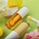 唇油工厂-OEM高品质保湿牛奶蜂蜜丰唇光泽