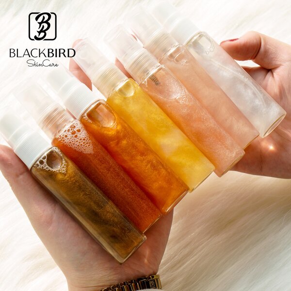 Body Shimmering Spray Manufacturer - Private Label Glitter Gold Liquid Highlighter Hydrating Mist