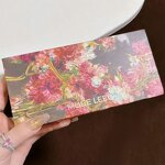 Eyeshadow Palette - 12-Color Begonia Oil Painting Matte Pearlescent Earth