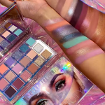 Eyeshadow Palette Manufacturer - 18-Count Cloudy Acrylic High Pigment Wholesale Custom