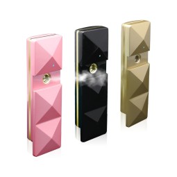 USB面部喷雾器工厂-充电离子蒸脸30秒
