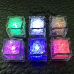 硅胶手环供应商-批发浮雕凹印橡胶腕带定制