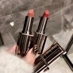 Lip Gloss Manufacturer - Matte Nude Color Lasting Moisturizing Waterproof & Customizable