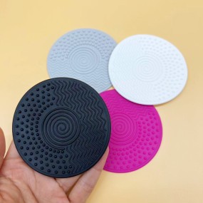 Makeup Brush Mat Supplier - 8cm Multi Color Silicone Cleaner Pad