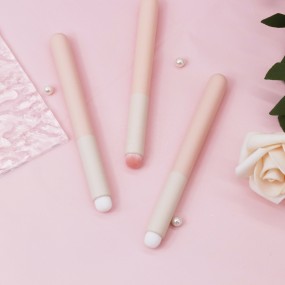 Lip Brush Factory - Custom Baby Pink Round Wood Handle Stick