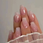 贴片美甲工厂-代工亮钻美甲贴片