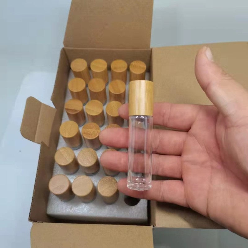 Roll on Bottle Supplier - 10ml Glass Essence Oil Lip Oil Stainless Roller Ball with Bamboo