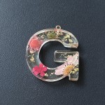 Dried Flower Pendant Supplier - Resin Daisy Flower Initial Pendant
