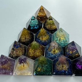 Resin Pyramid Supplier - Wholesale Handmade Energy Generator Healing Crystals Orgonite