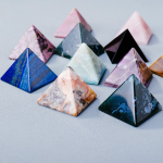 水晶金字塔生产厂家-4cm天然抛光虎眼水晶石英金字塔