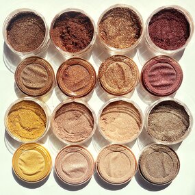 Highlighter Loose Powder Manufacturer - Private Label & Cruelty Free