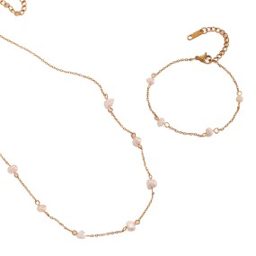 Floral Stud Earrings Factory - Stylish Vintage Floral 18k Gold-plated Stainless Steel Niche Premium Stud Earrings for Girls