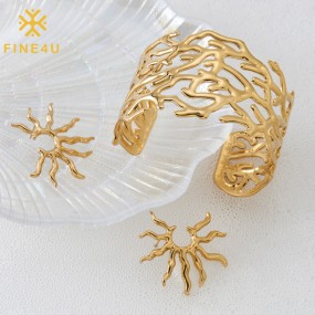 Stainless Steel Cuff Bangle Supplier - Gold Plated Twig Geometric Hollow Wide Sun-shaped