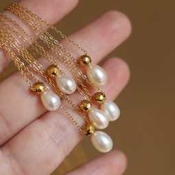 Stainless Steel Pendant Necklace Supplier - Gold Plated Oval Freshwater Pearl Vintage