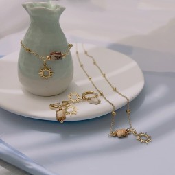 Stainless Steel Jewellery Sets Supplier - Gold Plated Sun Pendant Natural Stone Hawaiian