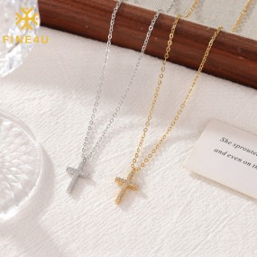 不锈钢十字架吊坠项链工厂 - 18K镀金小锆石镶嵌精致款