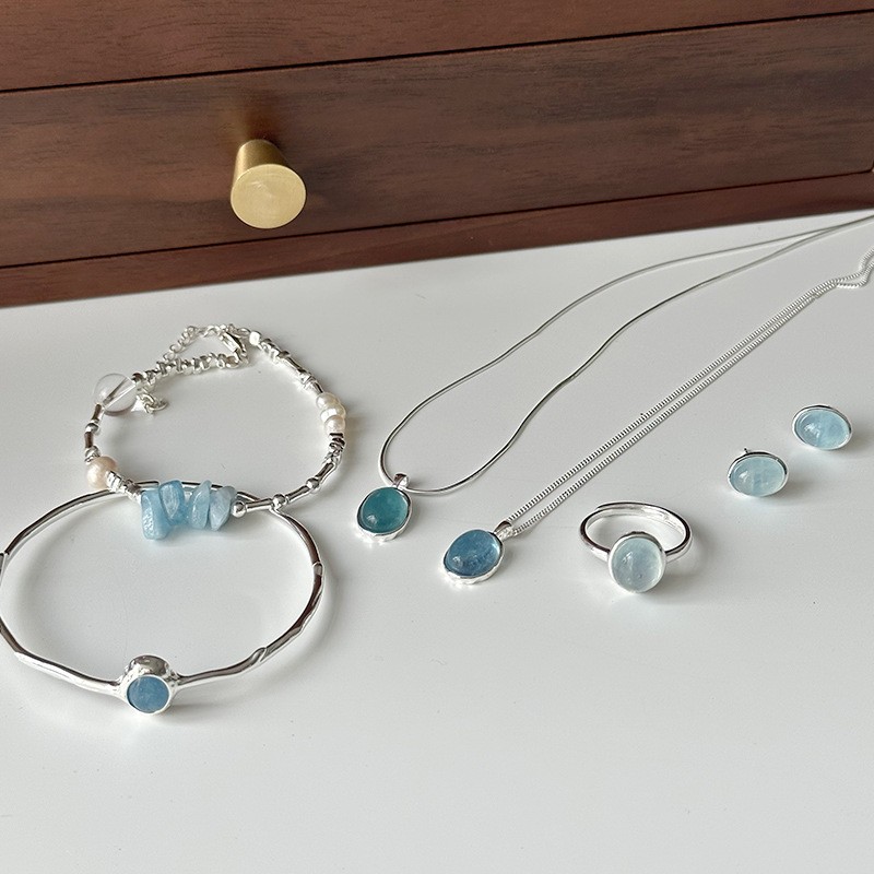 Blue Stone Set Supplier - Light Luxury 925 Sterling Silver Blue Stone Irregular Bracelet Earring Set Fashion Sea Blue Color