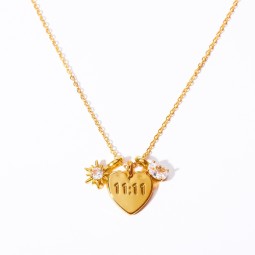 Stainless Steel Necklace Factory - OEM MOM Letter Zircon Heart Pendant