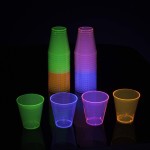 烈酒杯供应商-霓虹色一次性品酒杯