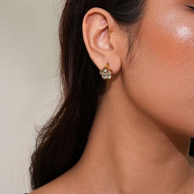 Square Hoop Supplier - 18K Gold Plated Geometric Diamond Pearl