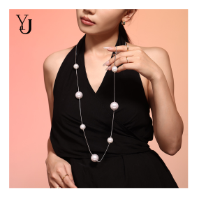 Geometric Factory - Crystal Zircon Cuban Chain Bracelet