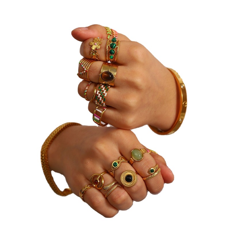 Texture Rings Manufacturer - Irregular White Shell Heart Design