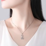 动物项链吊坠供应商 - 银色长颈鹿吊坠女性时尚饰品