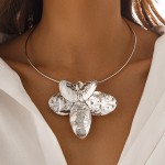 Jewelry Set Supplier - Fashion Three-Dimensional Flower Irregular Metal Petal Collar