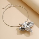 Jewelry Set Supplier - Fashion Three-Dimensional Flower Irregular Metal Petal Collar