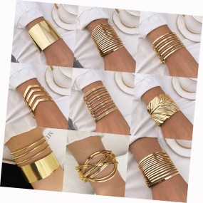 Bracelet Factory - Gold Color Punk Geometric Big Circle Charm Opening Bangle