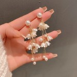 穿孔耳环供应商 - 白花长流苏精美仿真珍珠吊坠