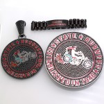 水钻吊坠供应商-定制LOGO金属嘻哈风