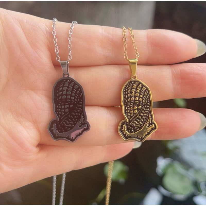 Arab Necklace Manufacturer - Stainless Steel Scarf Hand Pendant Arabian Design