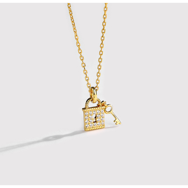 Rhinestone Necklace Manufacturer - Exquisite Full Lock Key Pendant S925 Silver