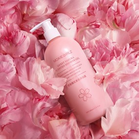 Body Wash Factory - OEM Cherry Blossom Whitening Shower Gel