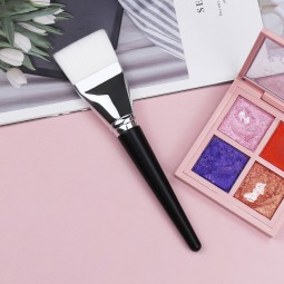 Makeup Brush Factory - Extra Large EVA Fan Brush