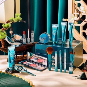 彩妆套装厂家-一体式新手套装