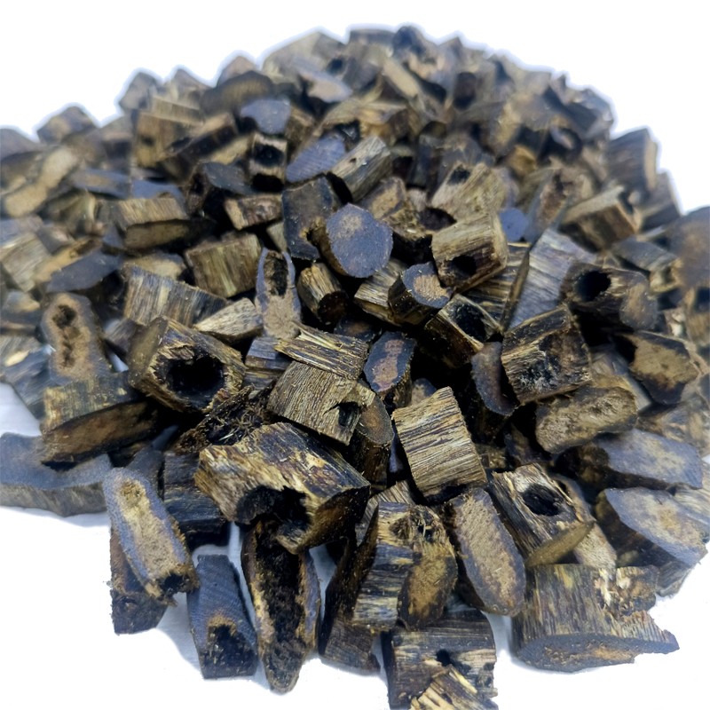 Agarwood Oud Wood Manufacturer - Natural Pure Aromatic Aroma with Frankincense Candy Scent