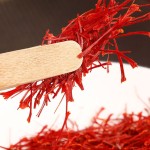 Red Saffron Manufacturer - Easy to Use Pure Healthy Herb World Wide Export Raw Dried Sliced Piece
