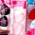 Cosmetic Puff Manufacturer - Luxury Velvet Triangle Cross Ribbons