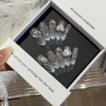 Manicure Set Supplier - High-End Luxury Crooked Heart Diamond Smile French Cat Eye Misty Flower Polish