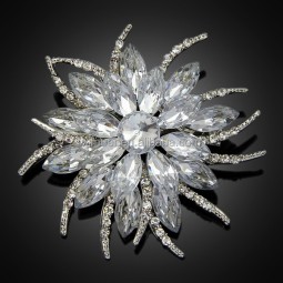 Rhinestone Brooch Manufacturer - 2015 Latest Wholesale Rhinestone Crystal Brooch