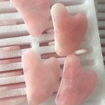 Quartz Jade Roller Factory - 100% Natural Crystal Stone Quartz Roller Facial Massage Tool